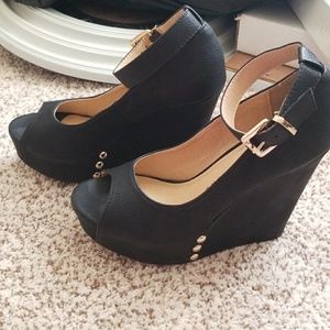 Size 6.5 Black tall wedges